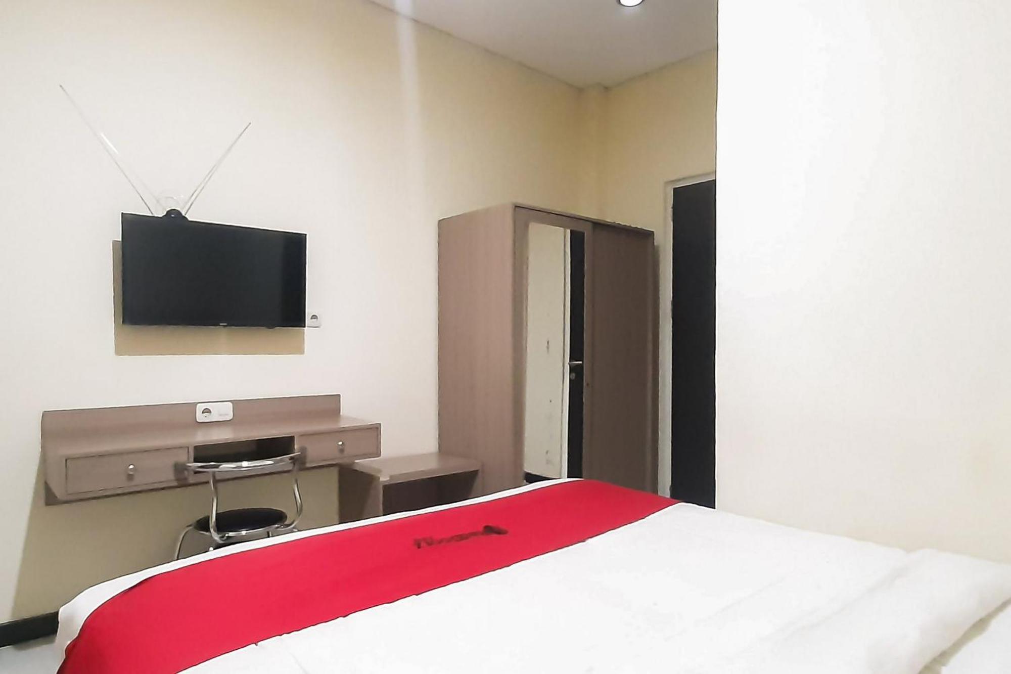 Reddoorz Syariah Near Transmart Mall Palembang Exterior foto